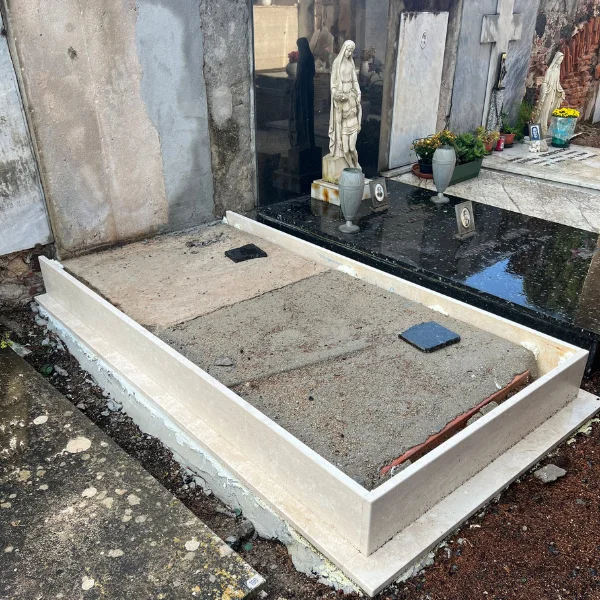Progettazione e realizzazione tombe (3) Progettazione e realizzazione tombe 3